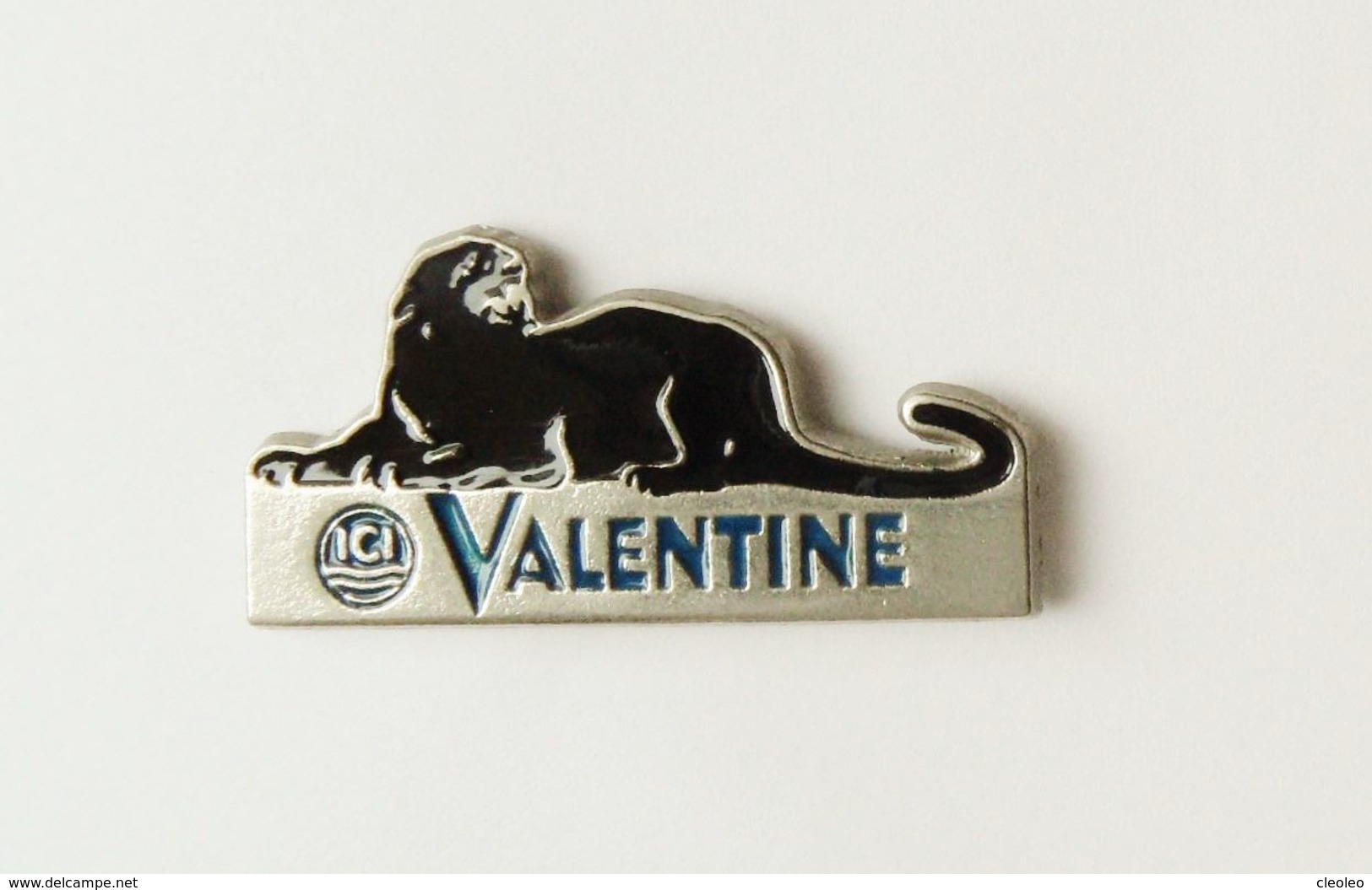 Pin's Panthère Noire Valentine - BL1 - Autres & Non Classés