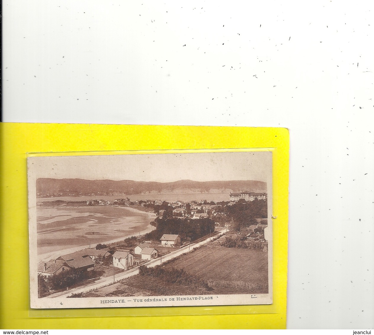 HENDAYE . VUE GENERALE DE HENDAYE-PLAGE + VOIE FERREE SNCF . CARTE NON ECRITE - Hendaye