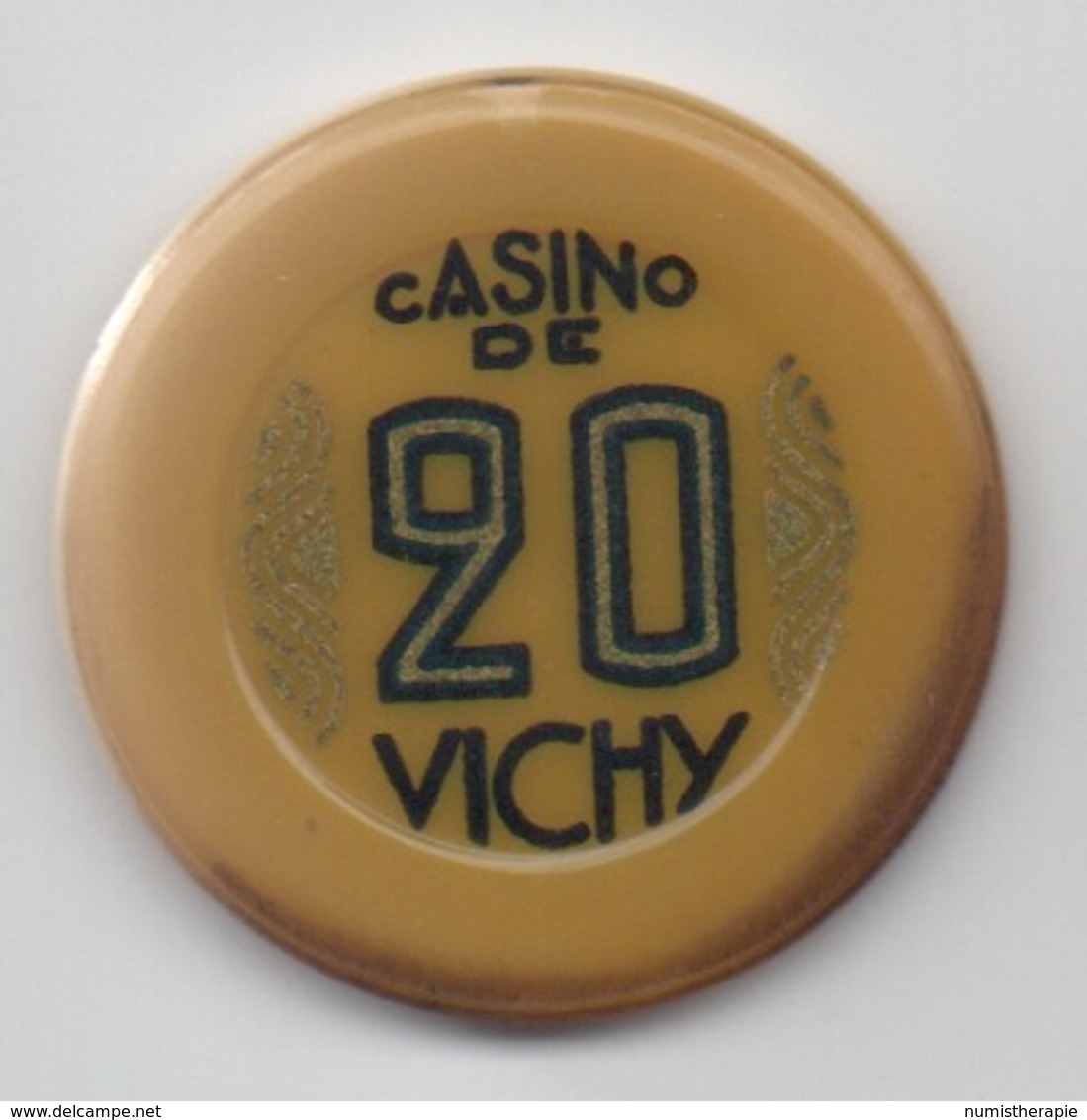 Jeton De Casino De Vichy 20 Anciens Francs (Très Mal-Scané = ROUGE) - Casino