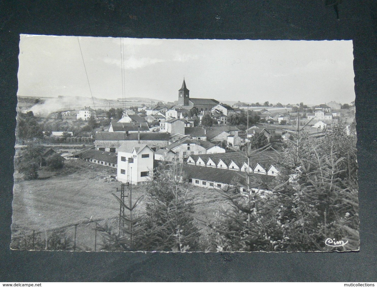 URIMENIL   1950  /   VUE   CENTRE   ... EDITEUR - Urimenil