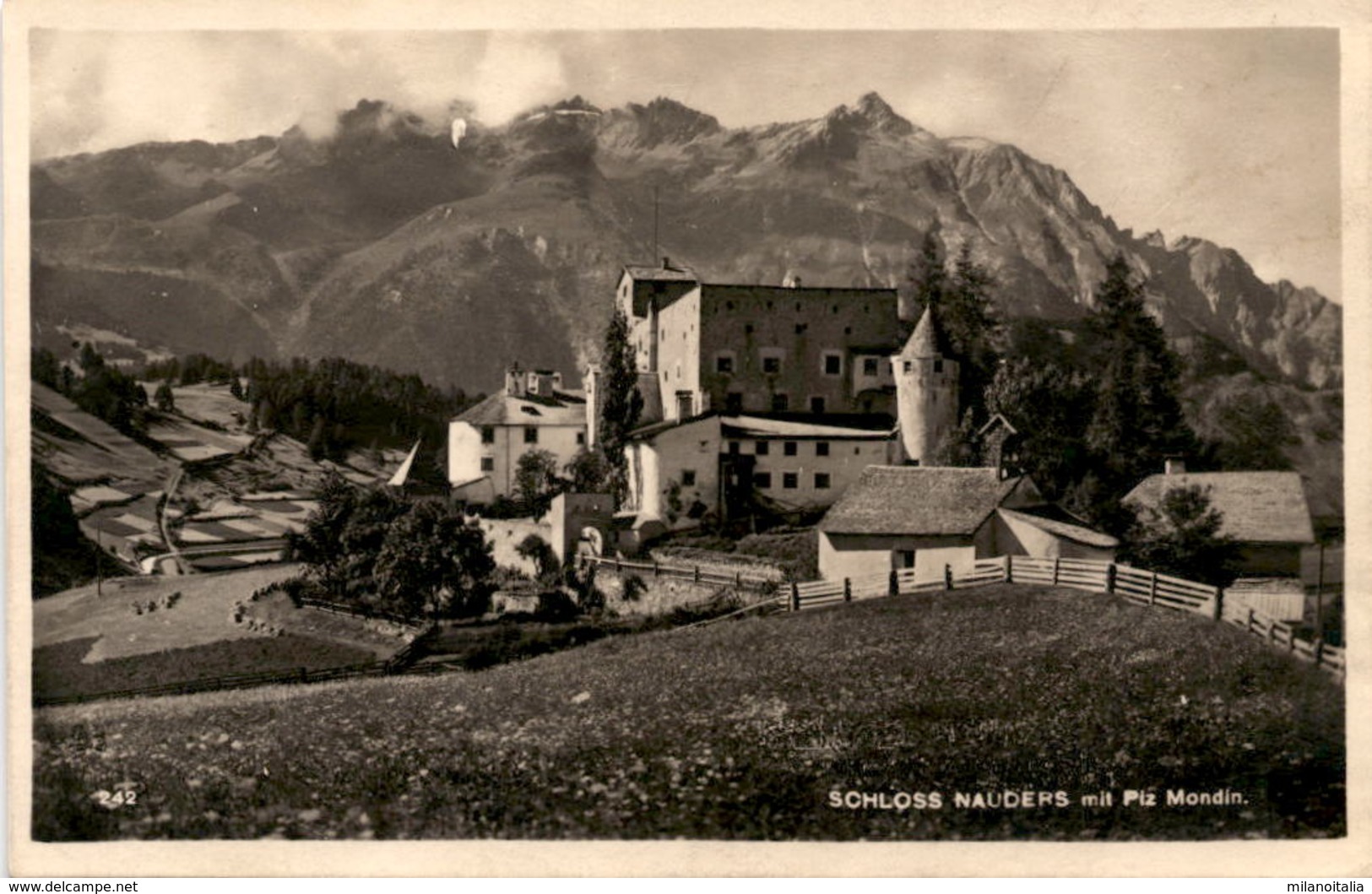 Schloss Nauders Mit Piz Mondin (242) * 28. 8. 1925 - Nauders