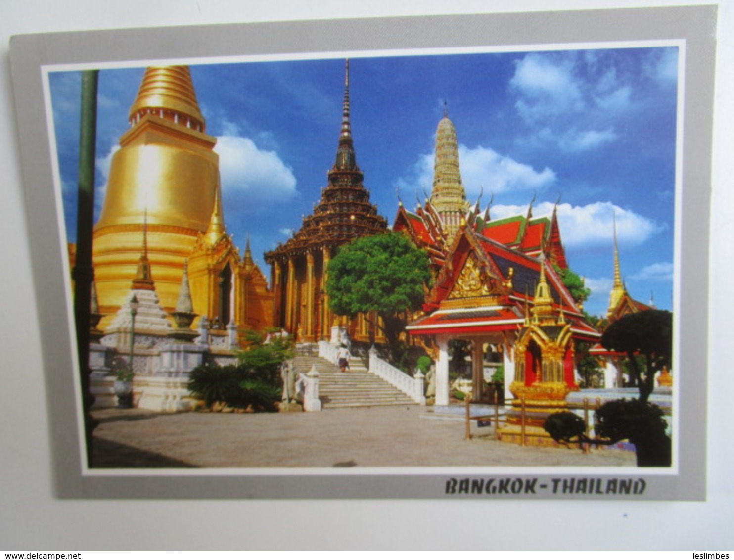 Bangkok. Golden Pagoda, The Mondhop And The Prasart Pradhep Bidorn In The Emerald Buddha Temple. Phornthip C269 - Thaïlande
