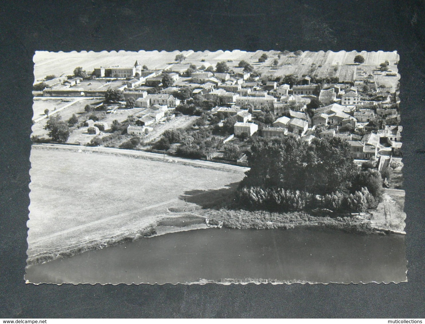 DOMPIERRE  / ARDT La Rochelle    1950  /   VUE     ... EDITEUR - Autres & Non Classés