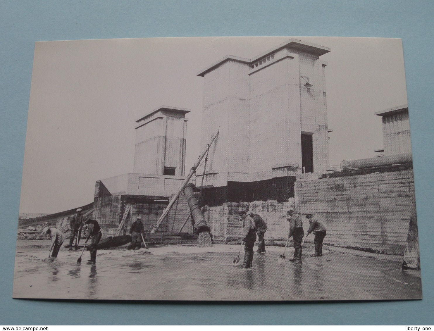 Aanaarding Tussen Het Westelijk En Tweede Complex Uit.. (19 Sept 1931)..... ( Copyright Foto's : Gemeente Wieringen ) ! - Den Oever (& Afsluitdijk)