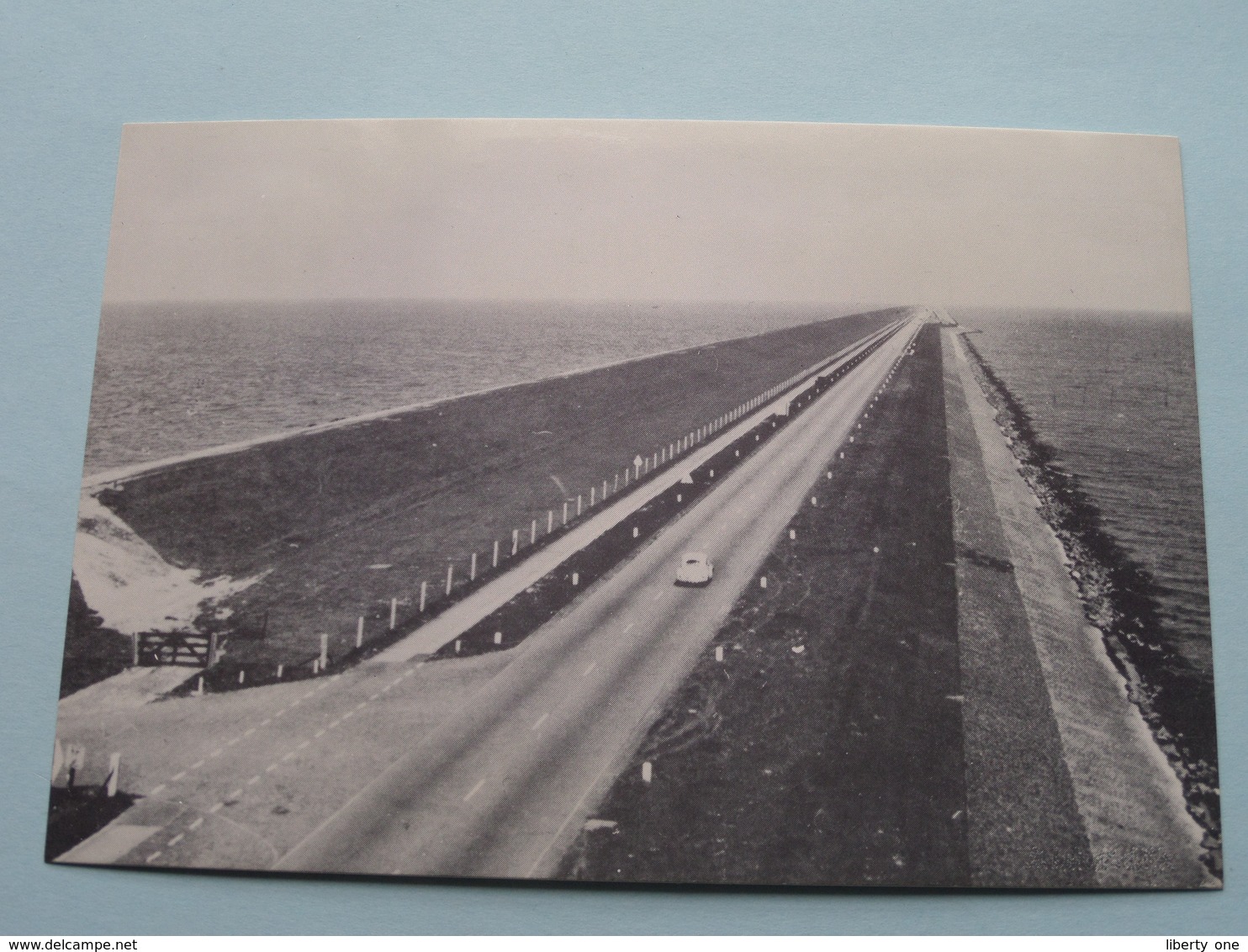 27.6 Km. Dijk Verbindt Wieringen Met Friesland ....... ( Copyright Foto's : Gemeente Wieringen ) ! - Den Oever (& Afsluitdijk)