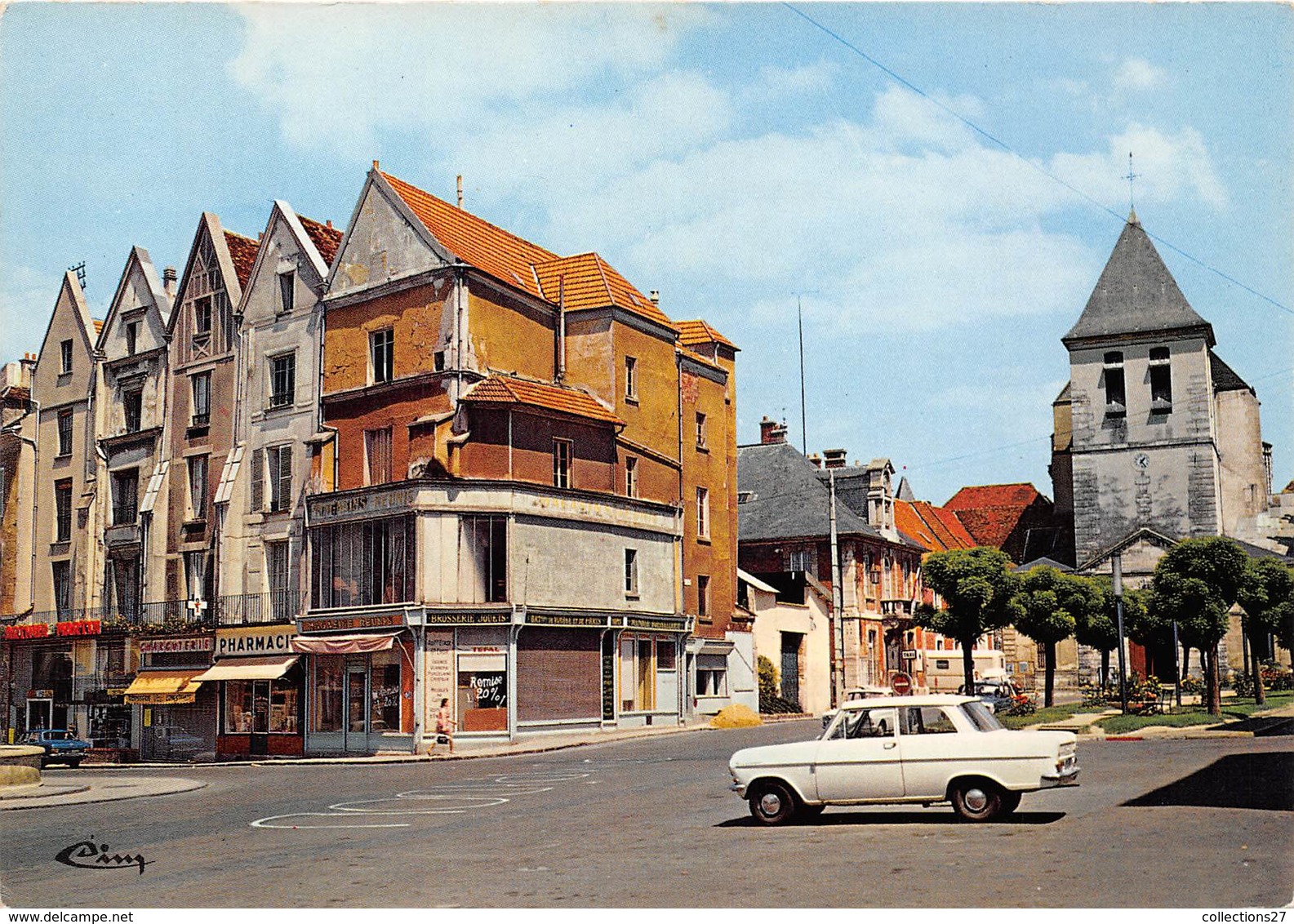 77-LAGNY-SUR-MARNE- PLACE DE L'HÔTEL DE VILLE LES 5 PIGNONS - Lagny Sur Marne