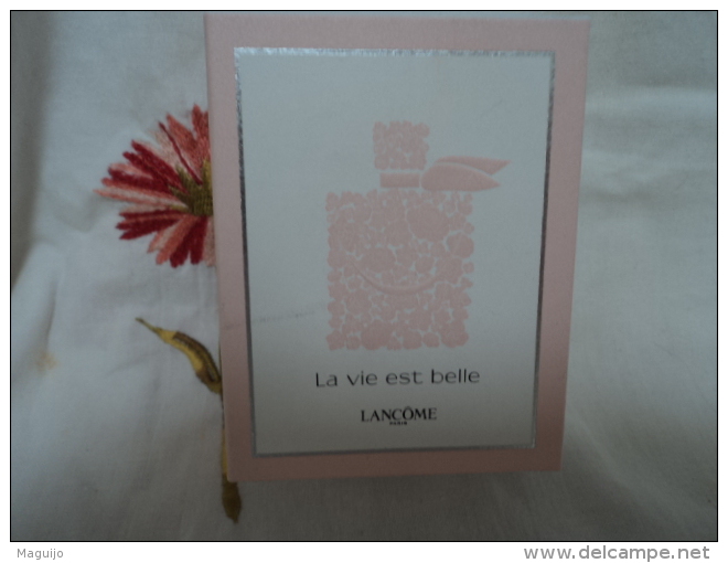 LANCOME " LA VIE EST BELLE" MINI  EDP 4 ML  BOITE LUXE  LIRE ET VOIR !! - Miniaturas Mujer (en Caja)