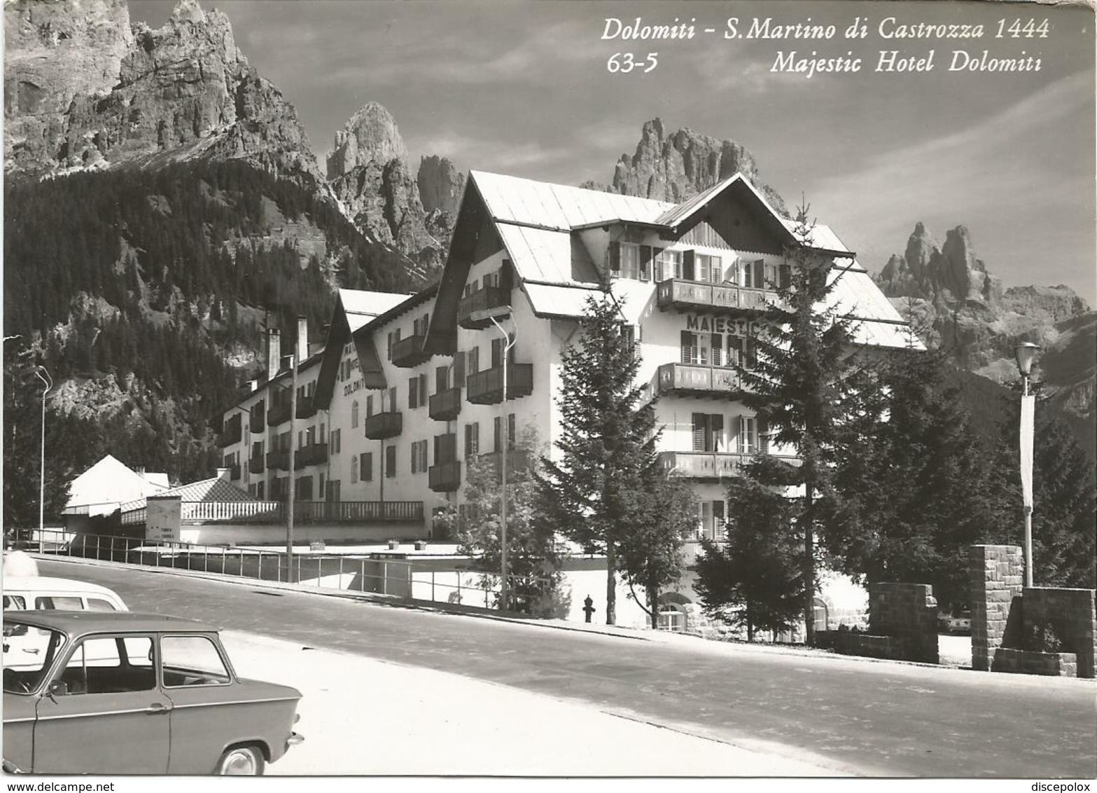 W94 San Martino Di Castrozza (Trento) - Majestic Hotel Dolomiti - Auto Cars Voitures / Viaggiata 1968 - Autres & Non Classés