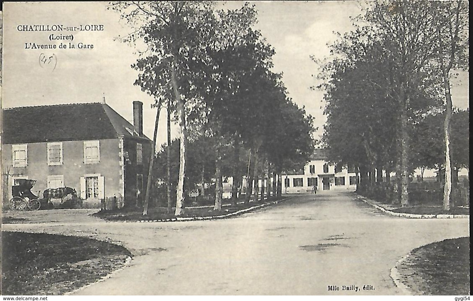 Chatillon Sur Loire  L' Avenue De La Gare - Chatillon Sur Loire