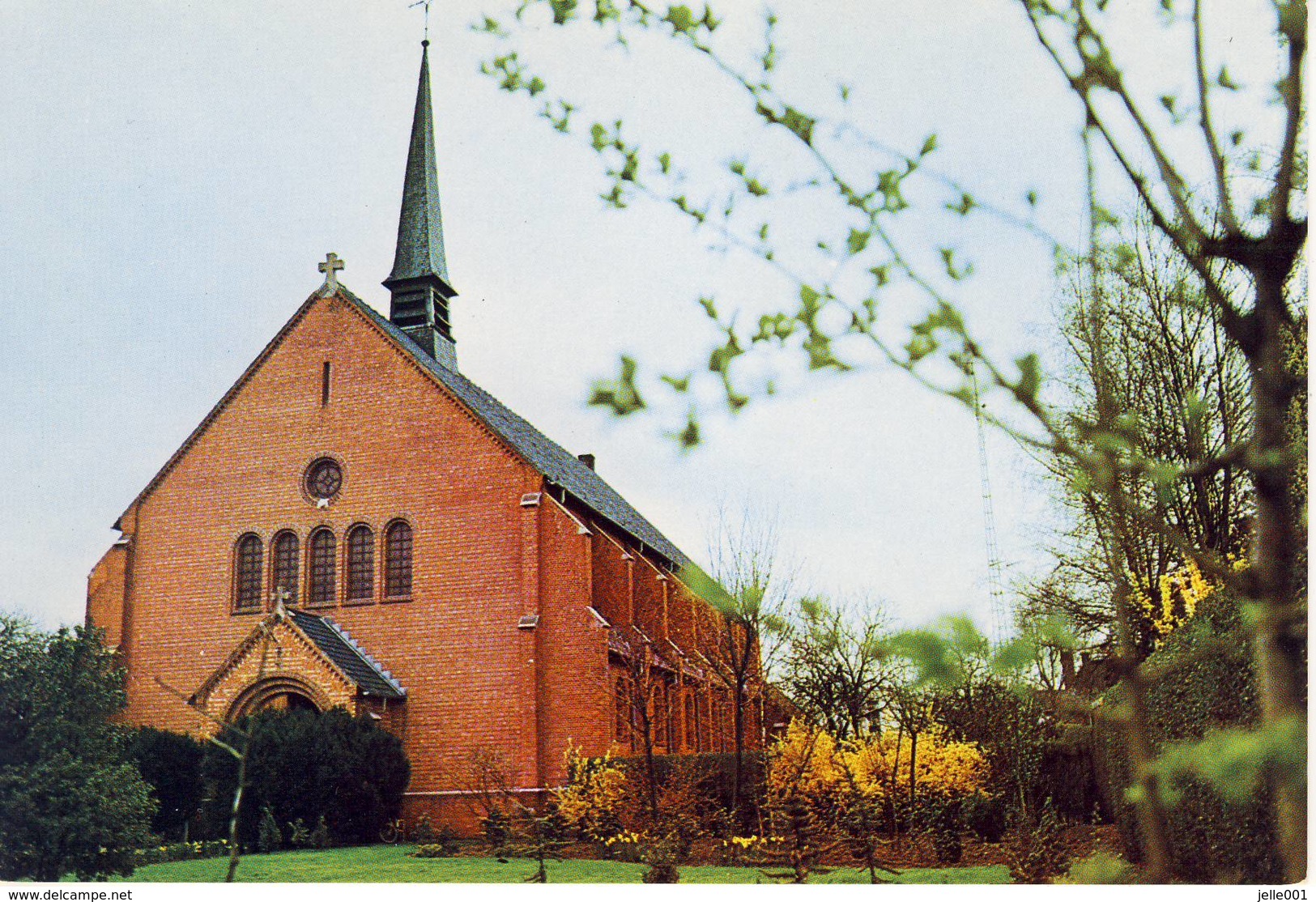 Edegem  Kerk Heilige Familie Kerkplein - Edegem