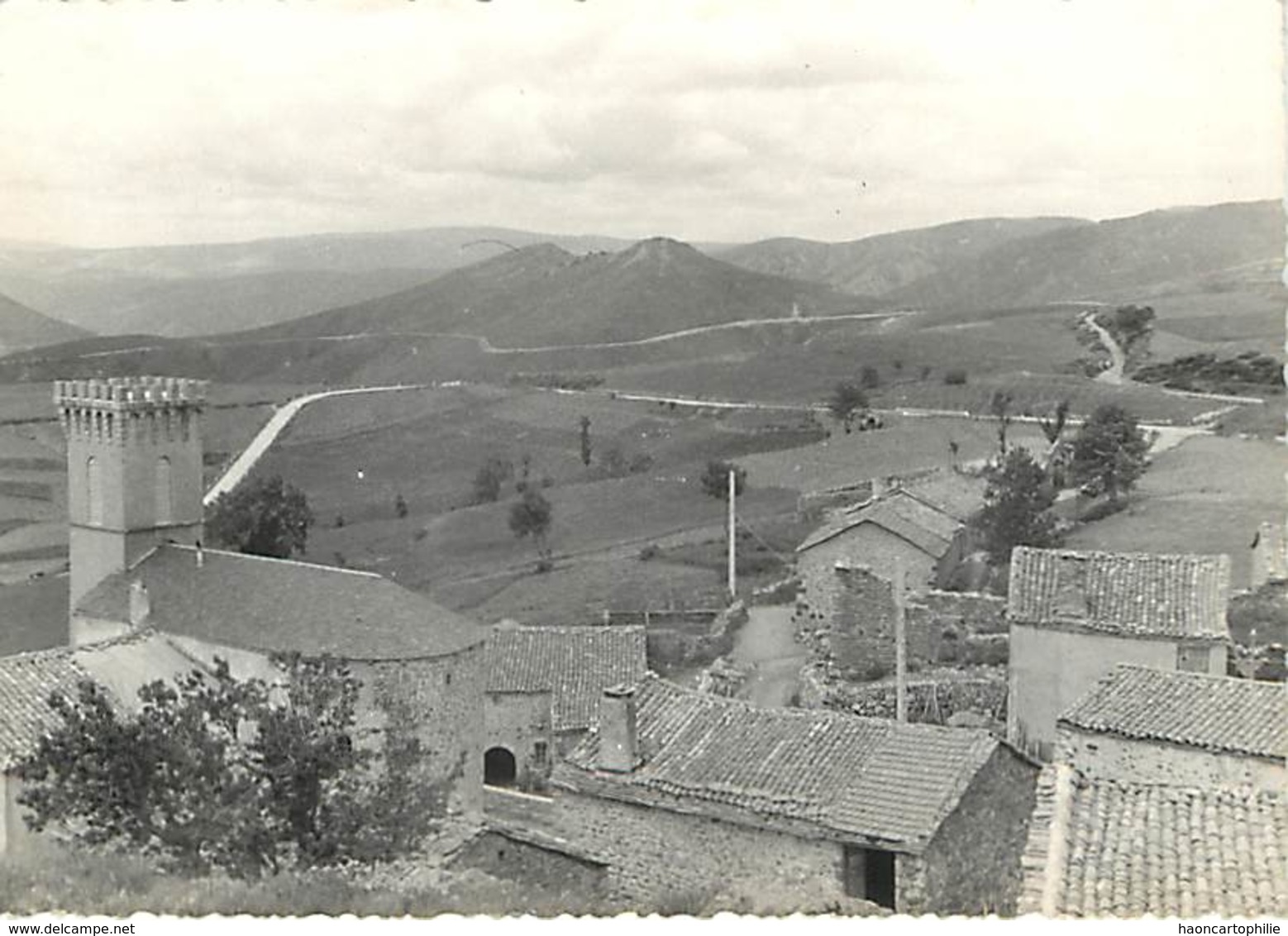 07  Loubaresse : Le Haut Du Village Semi Moderne - Autres & Non Classés