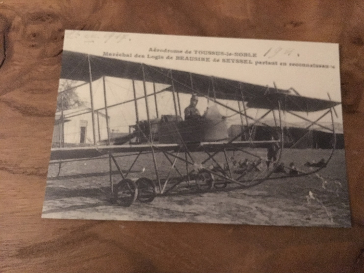 260/  AERODROME DE TOUSSUS LE NOBLE MARECHAL DES LOGIS DE BEAUSSIRE DE SEYSSEL PARTANT EN RECONNAISSANCE - Aérodromes