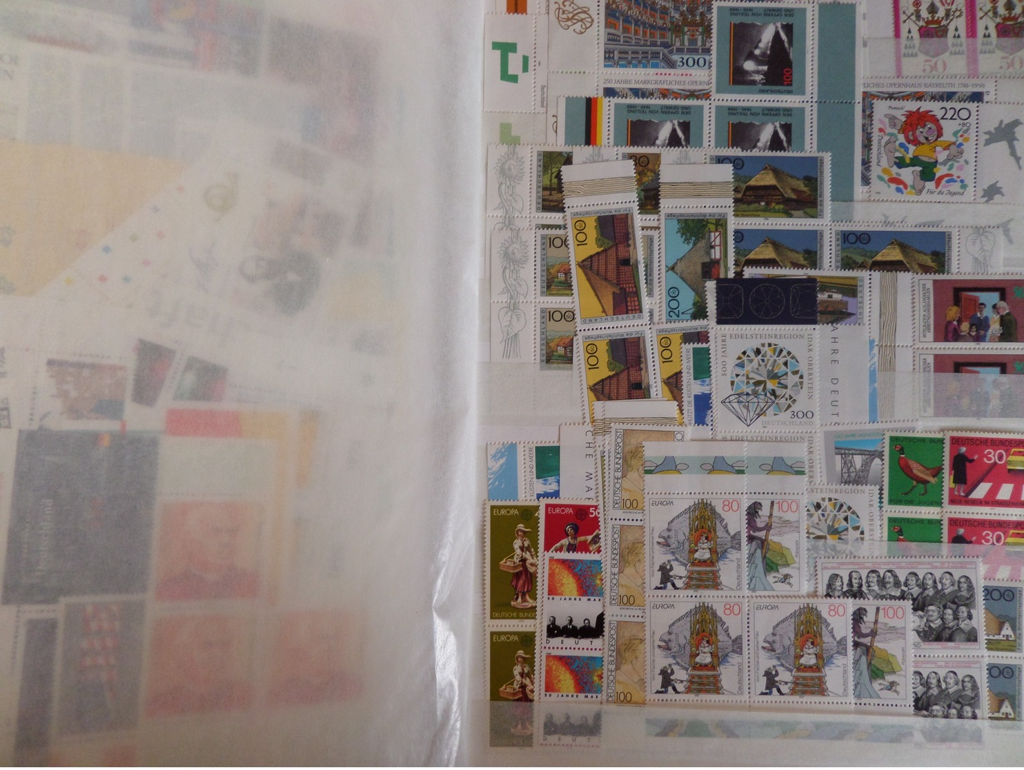 Vrac de milliers de timbres tous pays. TB.  Collections, bonnes valeurs, nombreux neufs ** MNH . Cote énorme!! A saisir!