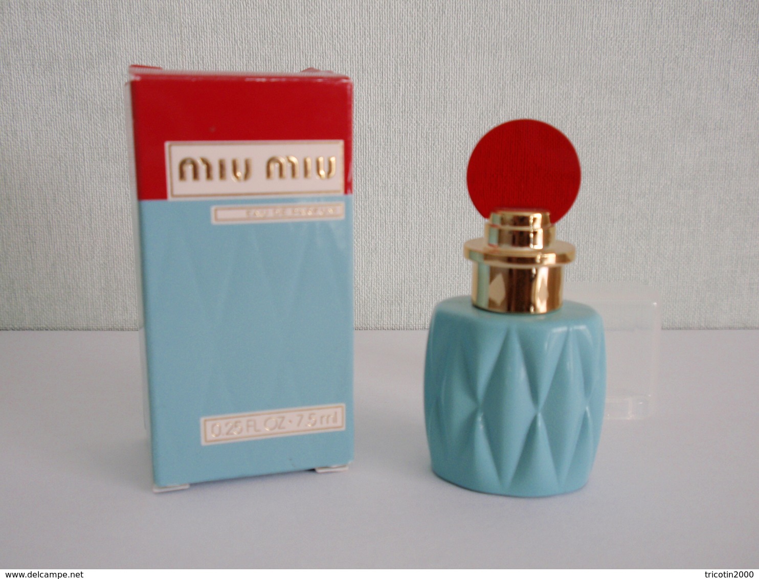 RARE MINIATURE Eau De Parfum MIU MIU  7,5 Ml - Miniatures Femmes (avec Boite)