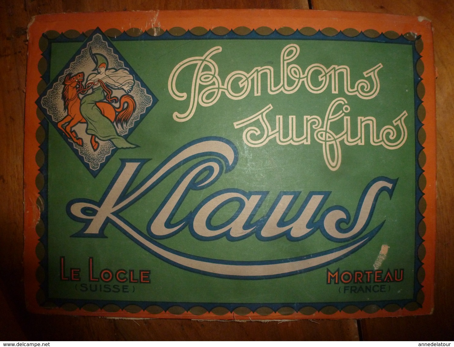 Vers 1930 Carton Publicitaire BONBONS Surfins KLAUS (Le Locle,Suisse) (Morteau,France),dim  32.5cm X 24.0cm ,recto Verso - Plaques En Carton