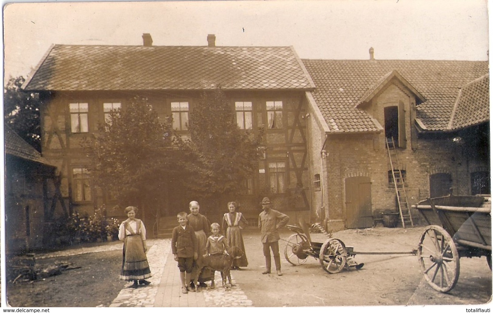 EVERN Bei Sehnde Original Private Fotokarte Braun Bauernhof Belebt Gelaufen Als Bahnpost ZUG 877 25.10.1912 - Sehnde