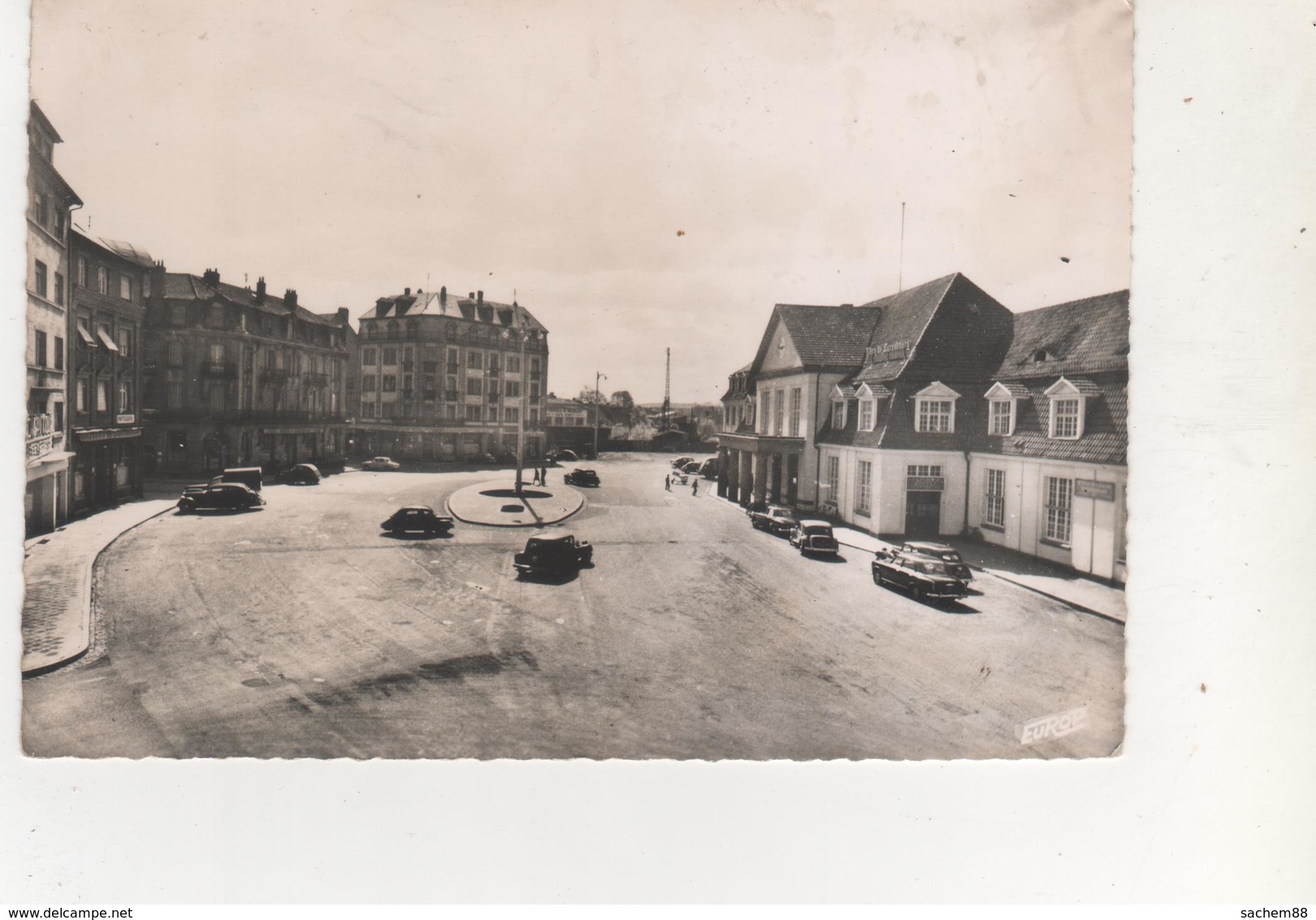 CPA..SARREBOURG.LA PLACE DE LA GARE. - Sarrebourg