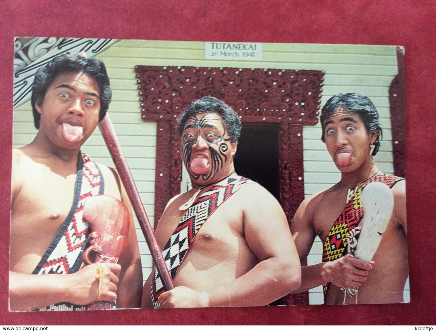 New Zealand. Maori Warriors In Traditional Challenging Stance, Rotorua 1986 - New Zealand