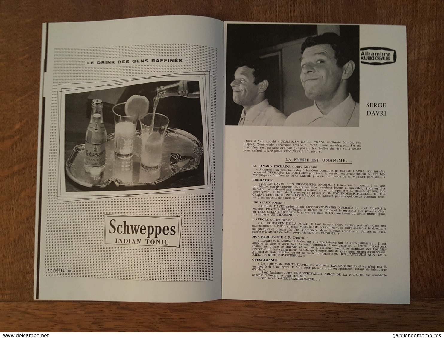 Programme Léo Ferré à l'Alhambra une spectacle de Maurice Chevalier - Pub - Cognac Courvoisier, Fanta, Schweppes, Biere