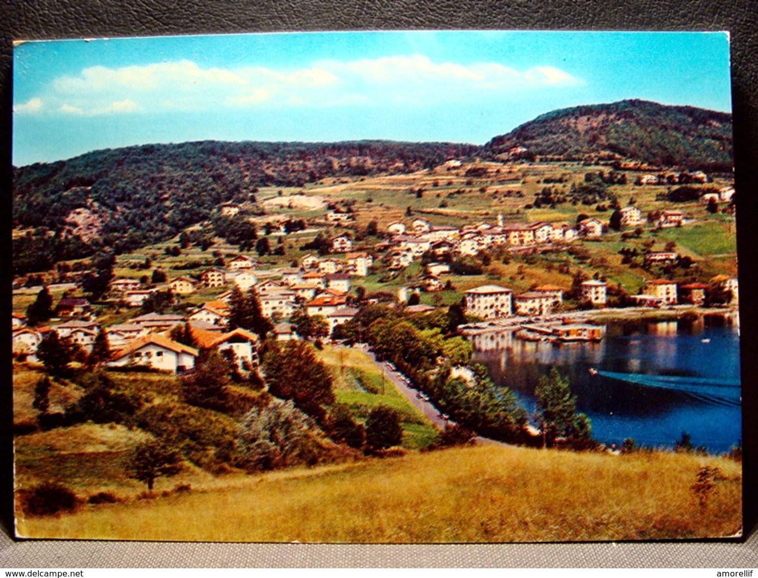 (FG.I43) BASELGA DI PINè - SCORCIO Col LAGO DELLA SERRAIA (TRENTO) Viaggiata 1976 - Trento