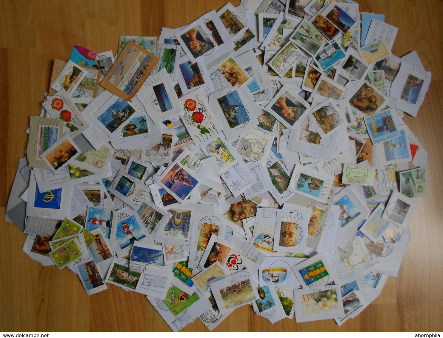 BRD - 200 G Kiloware Selbstklebende Sonder- Und Zuschlagsmarken (brd-26) - Gestempelt - Lots & Kiloware (mixtures) - Max. 999 Stamps