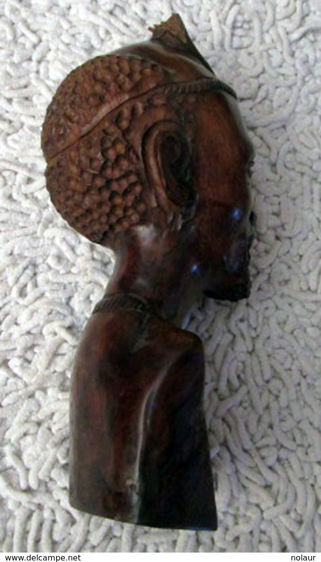 Tête En Bois Sculpté - Art Africain