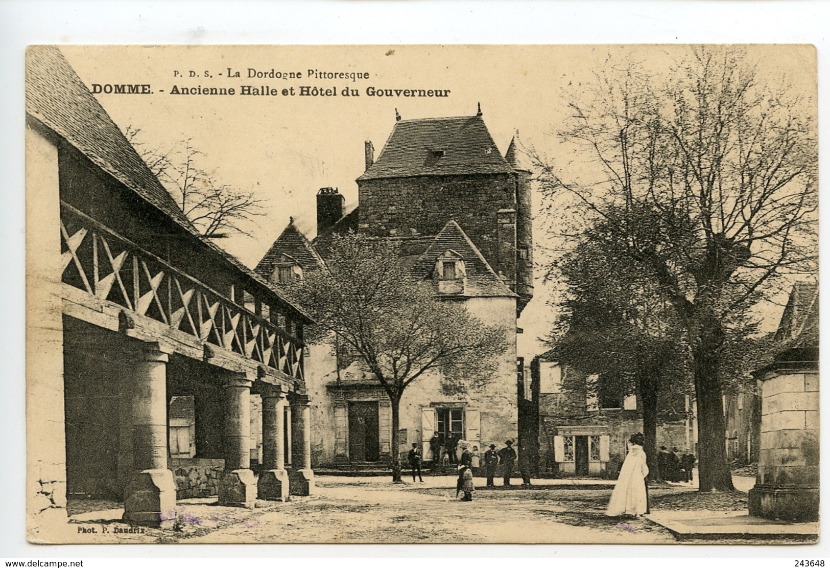 Domme Ancienne Halle Et Hôtel Du Gouverneur - Sonstige & Ohne Zuordnung