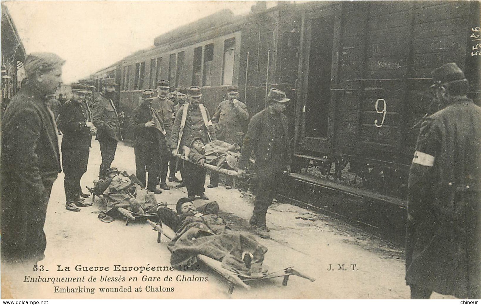 LA GUERRE EUROPEENNE 1914 EMBARQUEMENT DE BLESSES EN GARE DE CHALONS - Châlons-sur-Marne