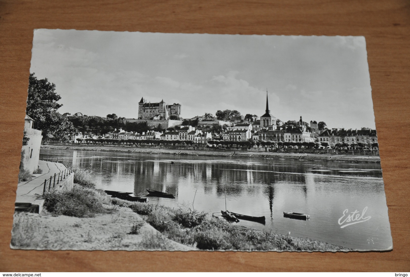 5065- SAUMUR, LE CHATEAU ET L'EGLISE - 1956 - Saumur