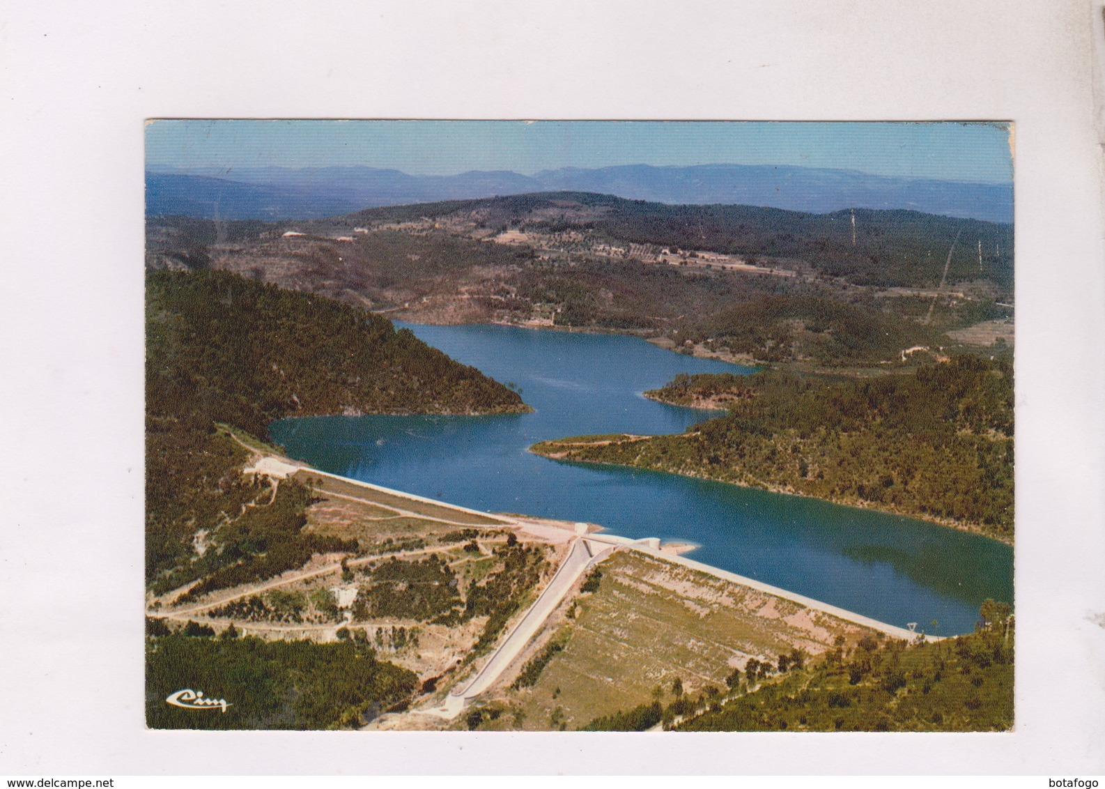 CPM DPT 8 ENVIRONS DE MONTAUROUX, BARRAGE DE ST CASSIEN, VUE AERIENNE - Montauroux