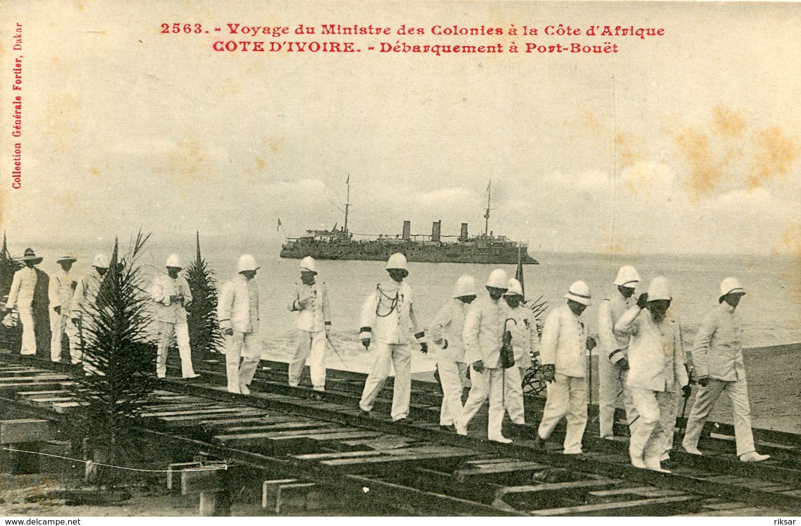 COTE D IVOIRE(PORT BOUET) BATEAU DE GUERRE - Ivory Coast