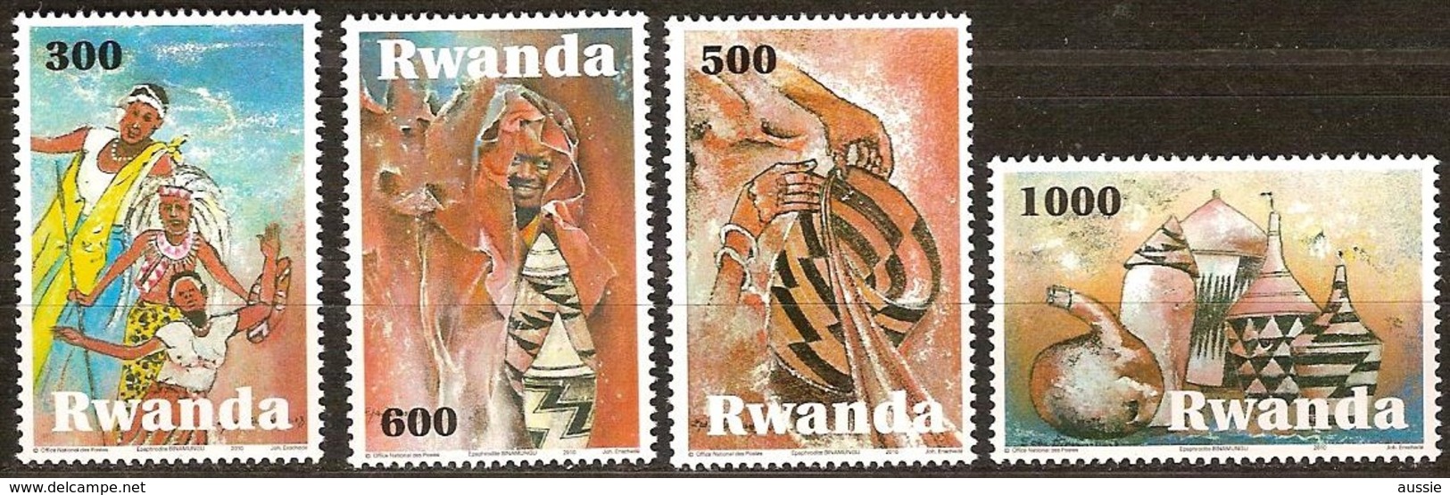 Rwanda Ruanda 2010 OBCn° 1420-1423 *** MNH  Cote Ca. 60 Euro Petite Valeur 34 FRW Manque Art Indigene - Neufs