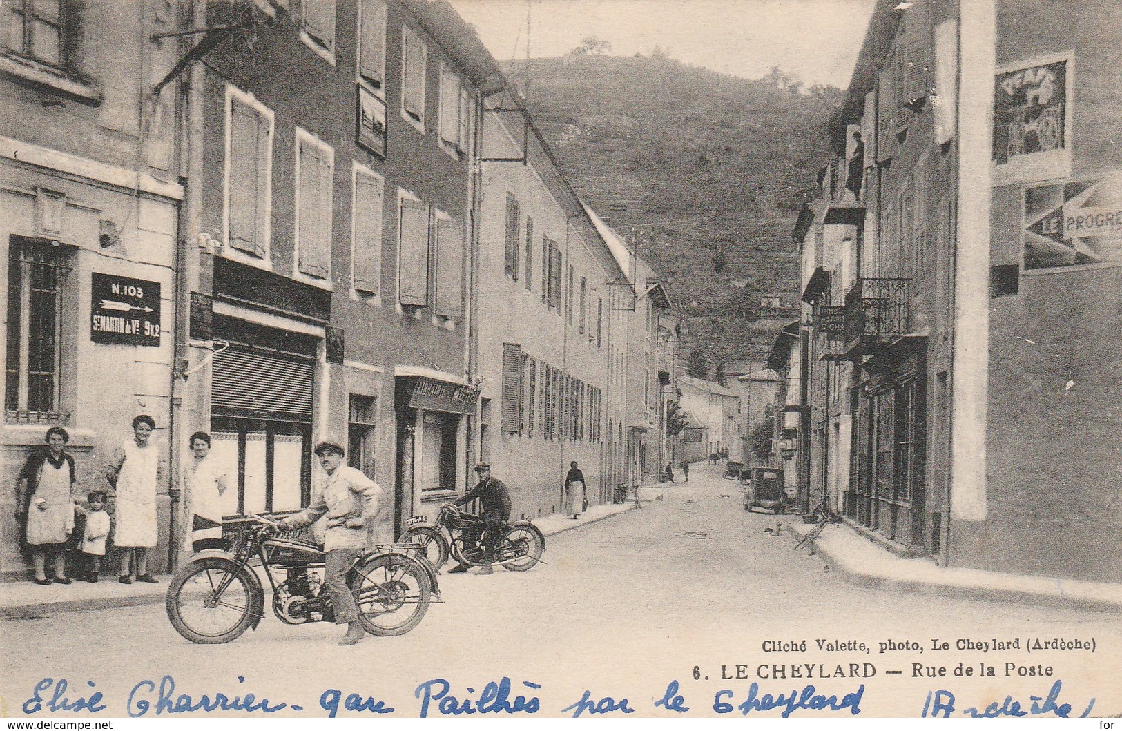 Ardéche : LE CHEYLARD : Rue De La Poste ( Trés Belles Motos ) - Le Cheylard