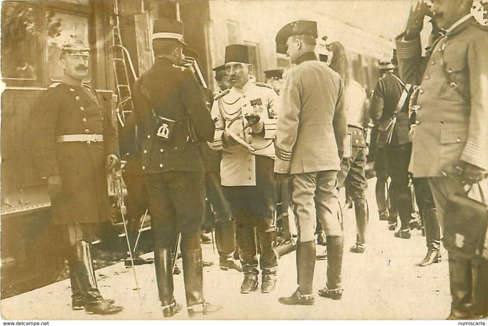 Cpa Carte Photo Postée D" ANGOULEME 16 - Délégation Officiers Attachés Militaires  1907 ( Manoeuvres ? ) - Personen