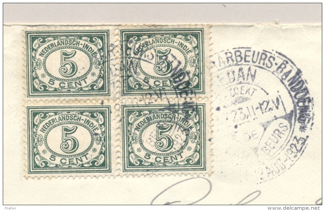 Nederlands Indië - 1923 - 5 Cent Cijfer In Blok Van 4 Op Cover Met Jaarbeursstempel Medan Naar Alkmaar / Nederland - Nederlands-Indië