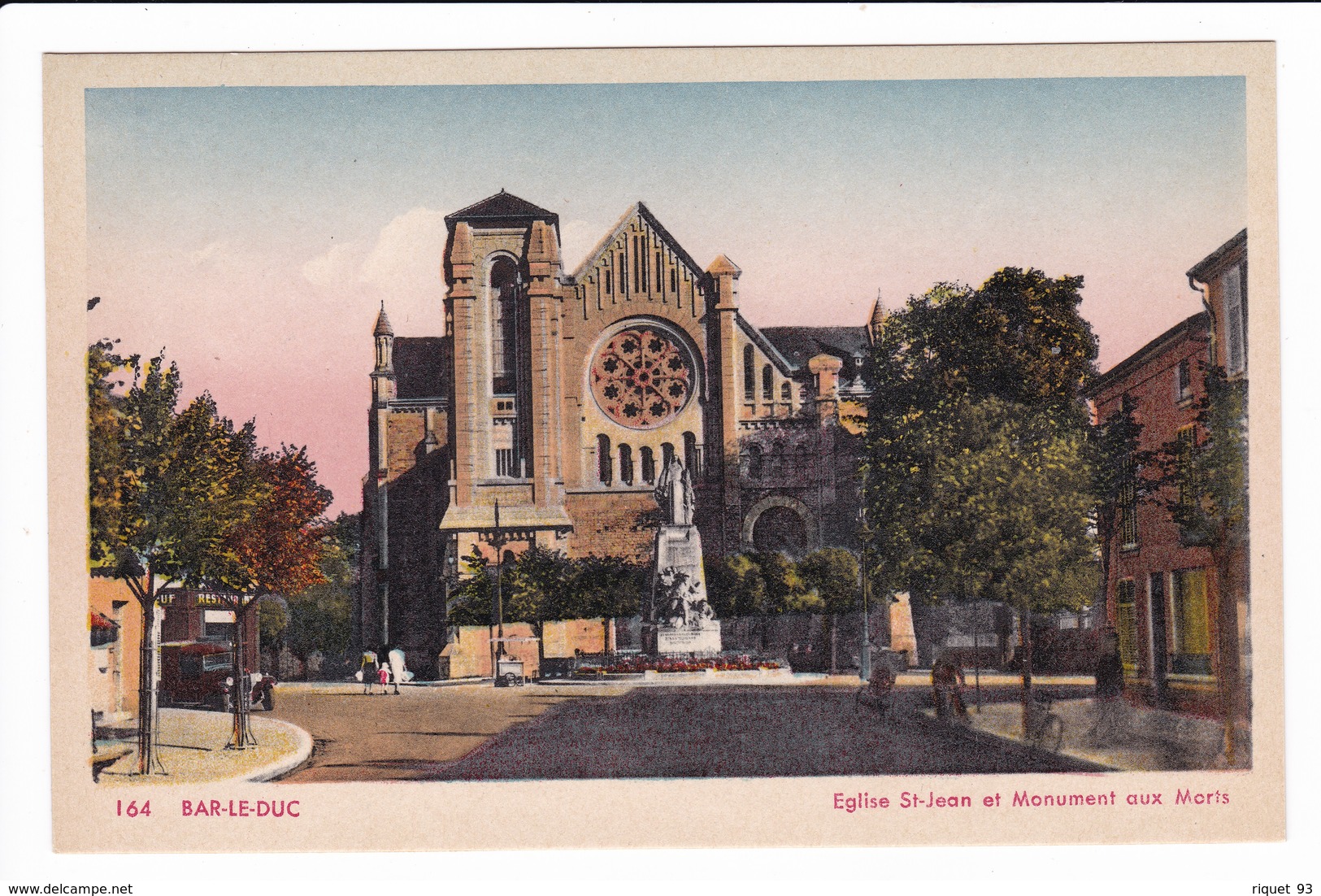 164 - BAR-LE-DUC - Eglise St-Jean Et Monument Aux Morts - Bar Le Duc