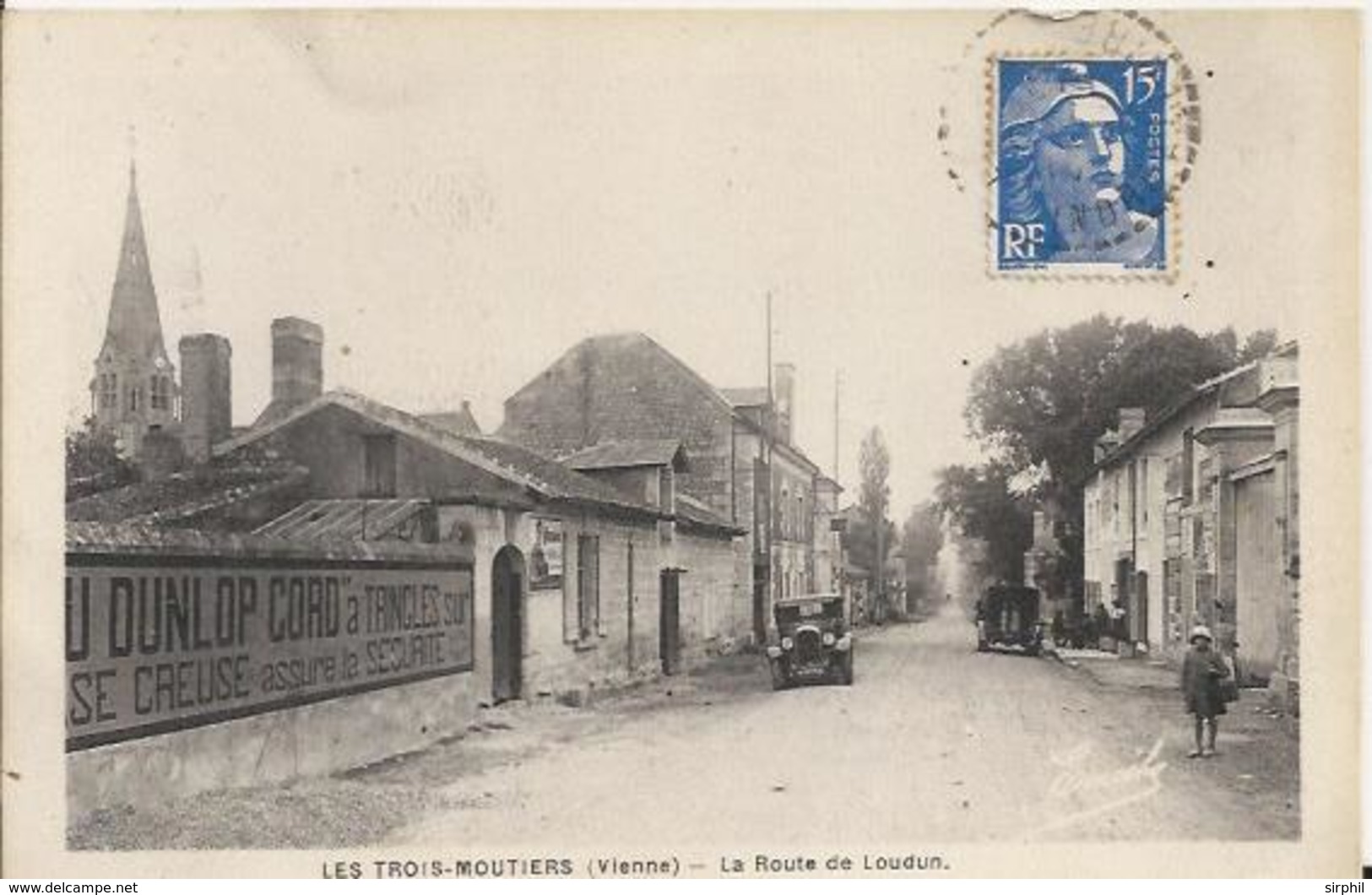 Carte Postale Ancienne De Les Trois Moutiers La Route De Loudun - Autres & Non Classés