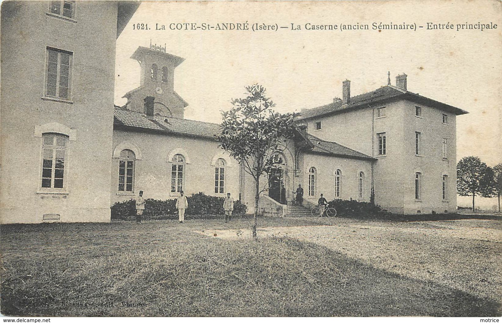 LA CÔTE SAINT ANDRÉ - La Caserne, Entrée Principale.(cachet Hôpital Dépôt De Convalescents En 1915). - La Côte-Saint-André