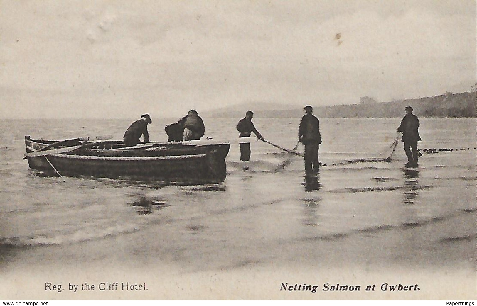 Early Postcard, Wales, Gwbert, Ceredigion, Fishing, Netting Salmon, Cliff Hotel. 1910. - Cardiganshire