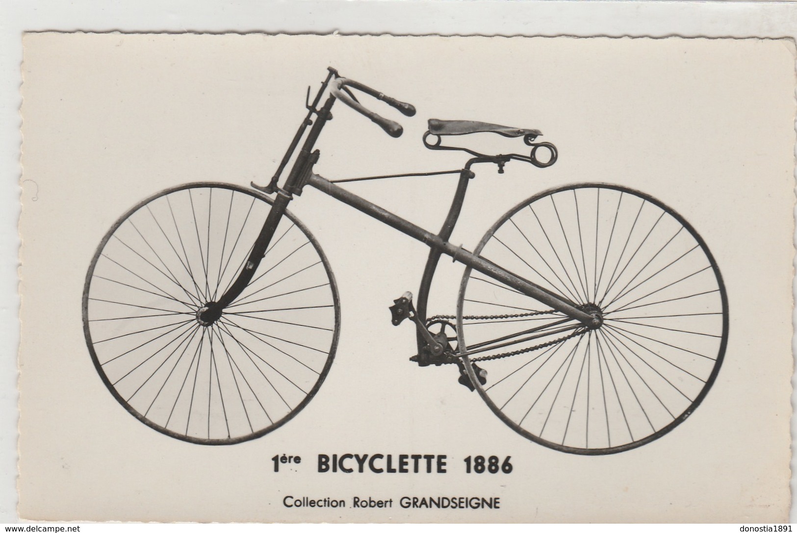 Carte-photo -1ère Bicyclette 1886 Coll. R. Grandseigne ; Cpsm- Cyclisme - 90x140 Dentelée, Glacée - Wielrennen