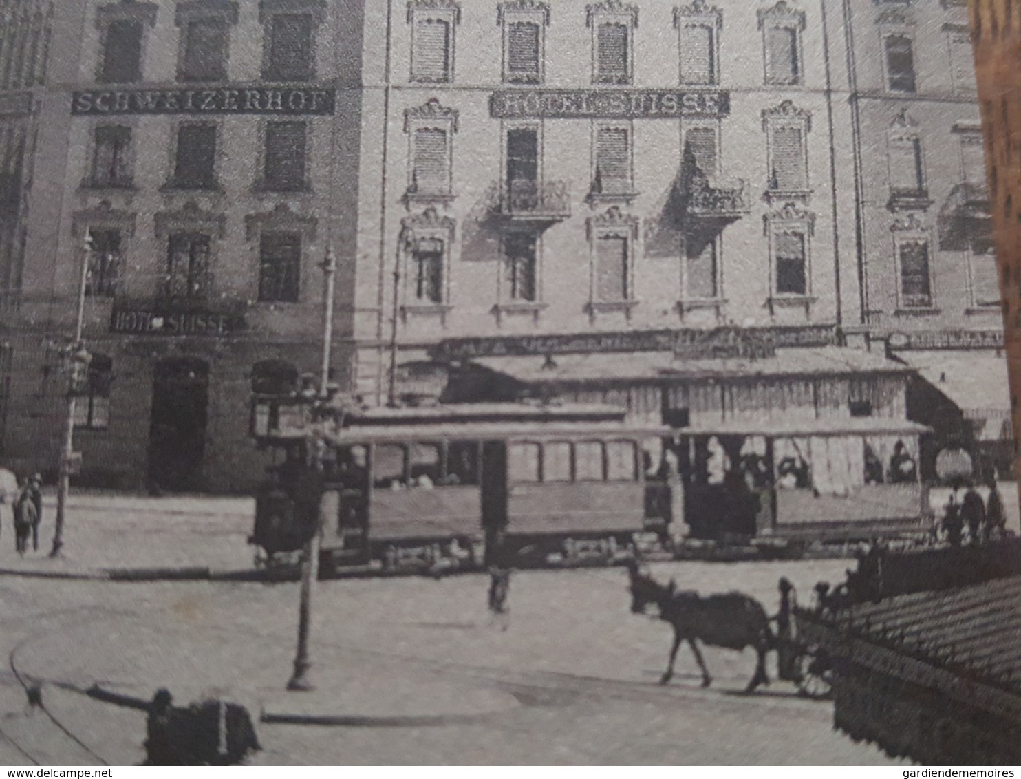 Genève - Rue Du Mont Blanc - Tramway, Tram - Hotel Suisse Schweizerhof - Carte En Superbe état - Charnaux éditeur N°640 - Genève