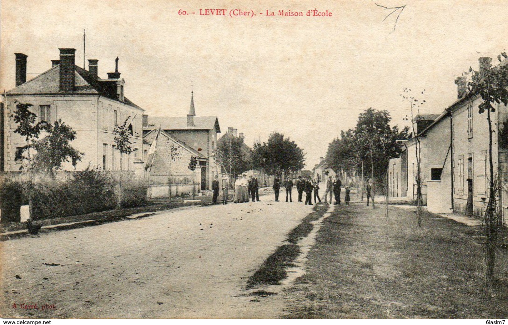 CPA - LEVET (18) - Aspect Du Quartier De La Maison D'Ecole En 1906 - Autres & Non Classés