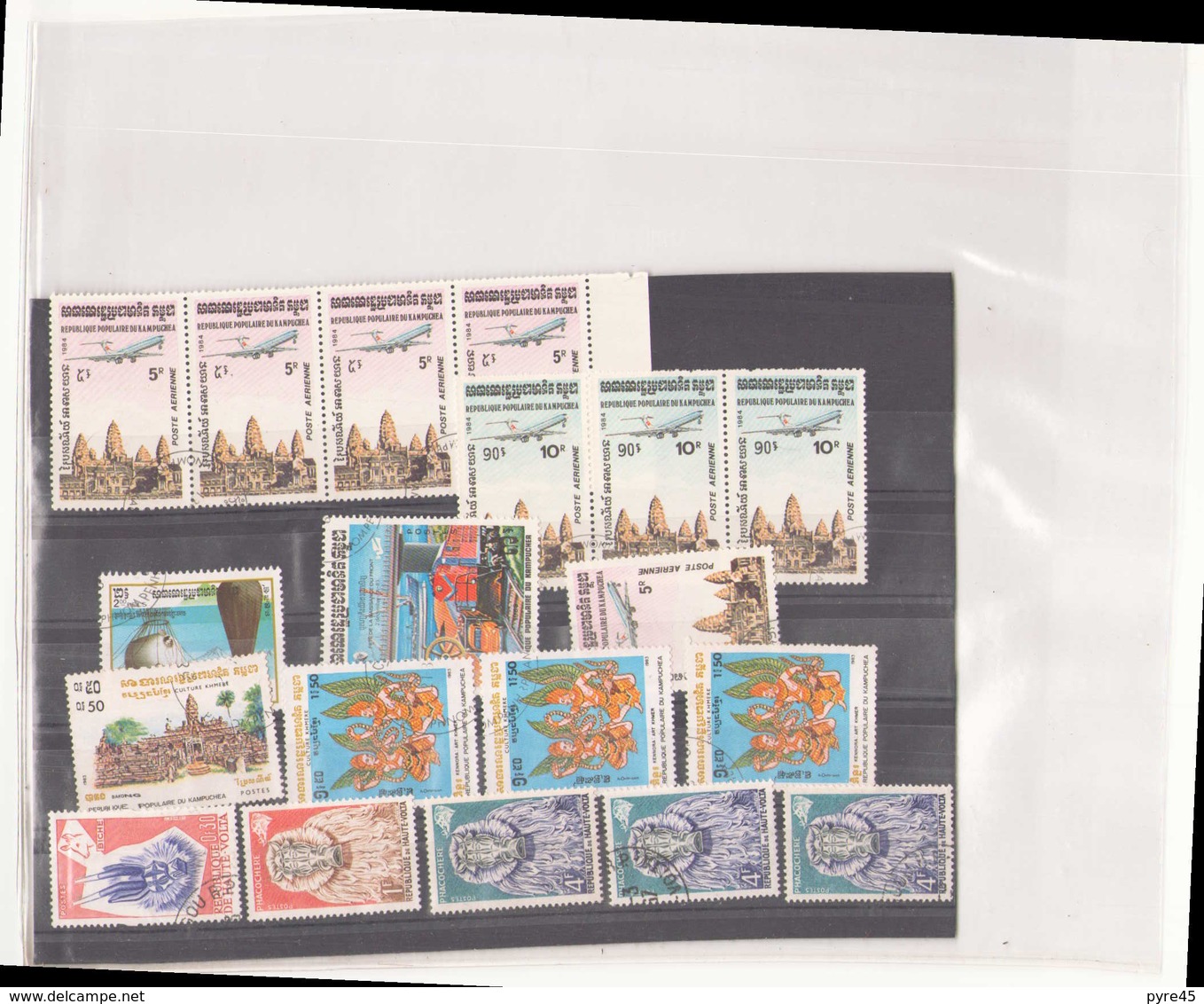 Lot De 19 Timbres Kampuchea Et Haute Volta - Vrac (max 999 Timbres)