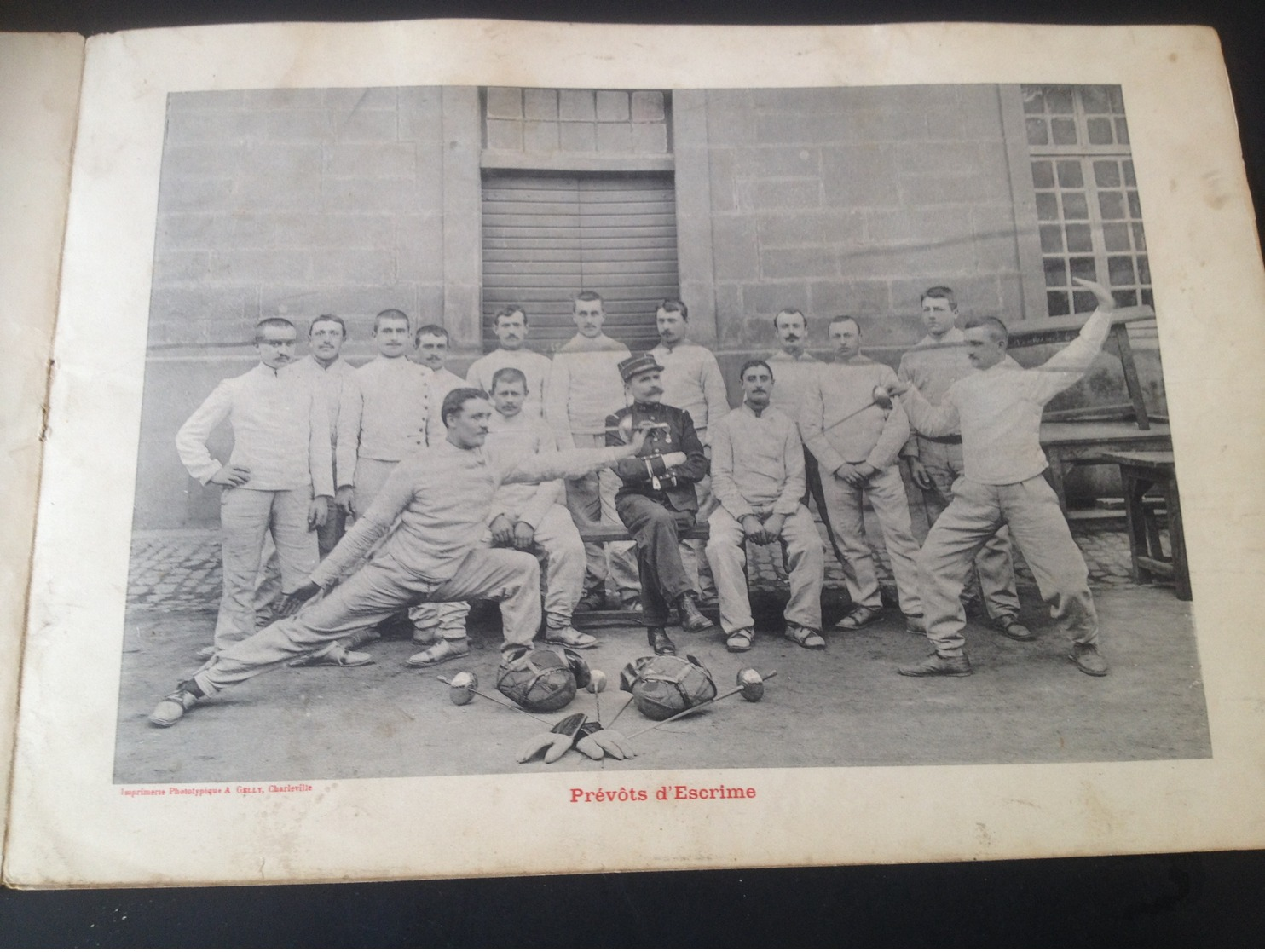 Livre photo 38eme Régiment d'Infanterie St Etienne 1907