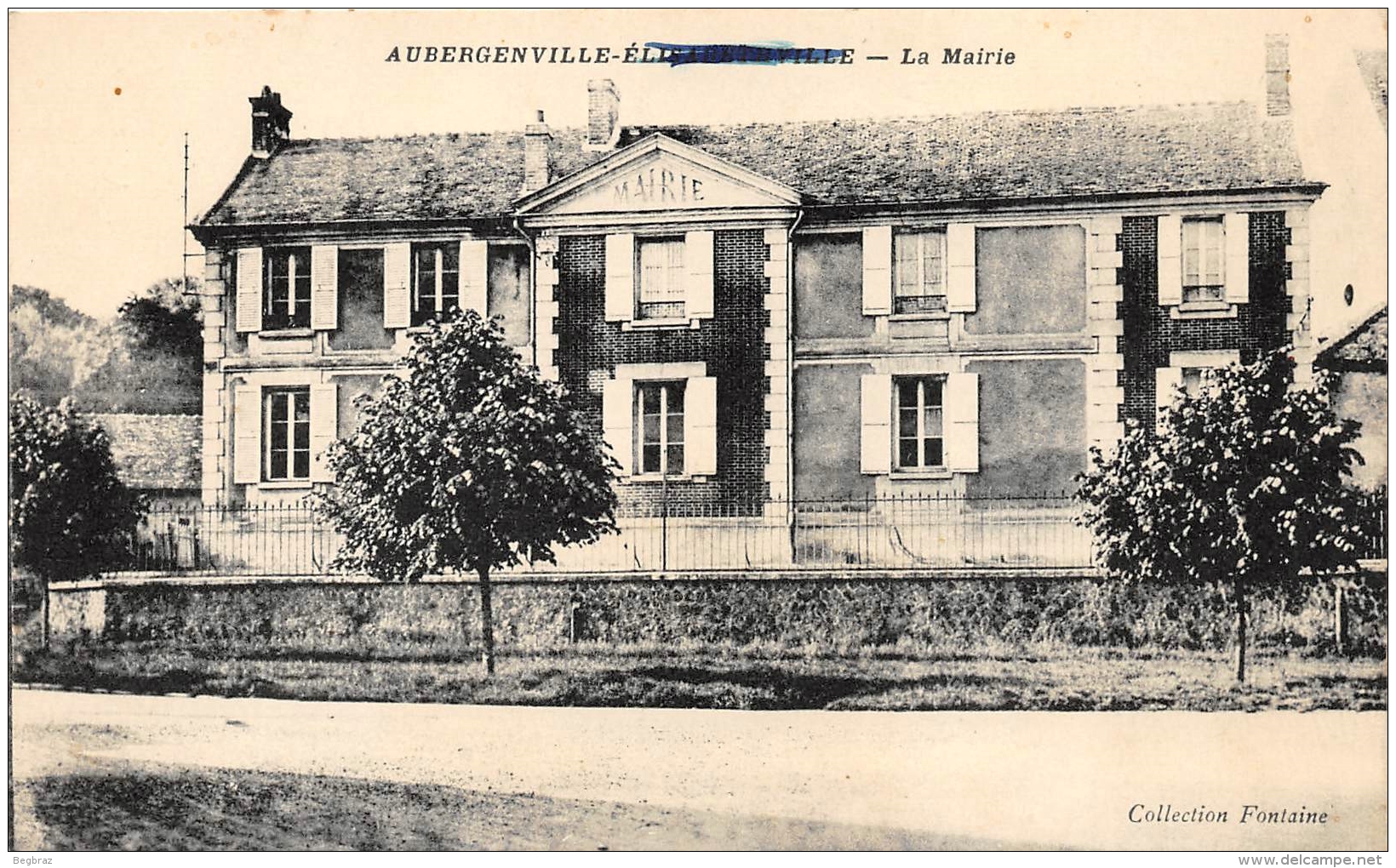 AUBERGENVILLE      LA MAIRIE - Aubergenville