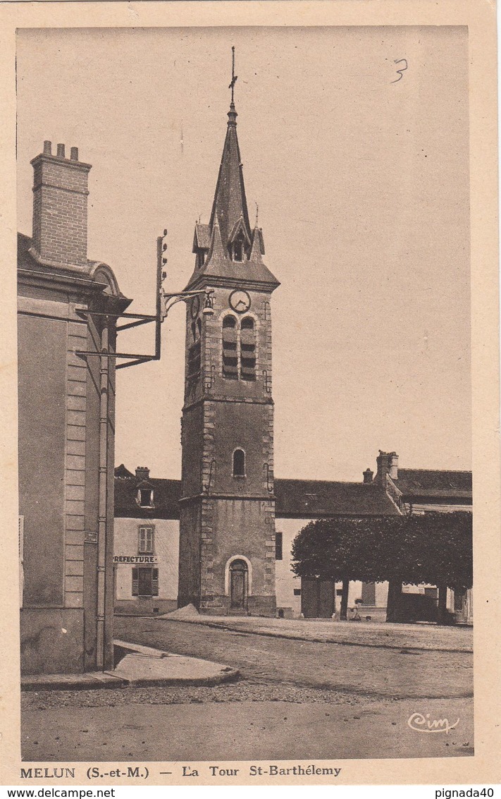 Cp , 77 , MELUN , La Tour Saint-Barthélemy - Melun