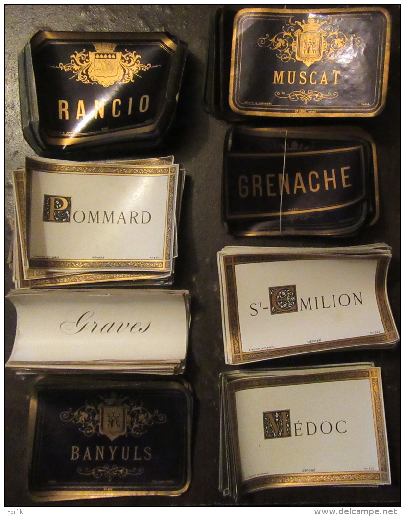 Important Stock D'étiquettes De Vin Par Multiples : St Emilion, Grenache, Pommard, Medoc, Banyuls, Rancio, Graves, Musca - Collections, Lots & Séries