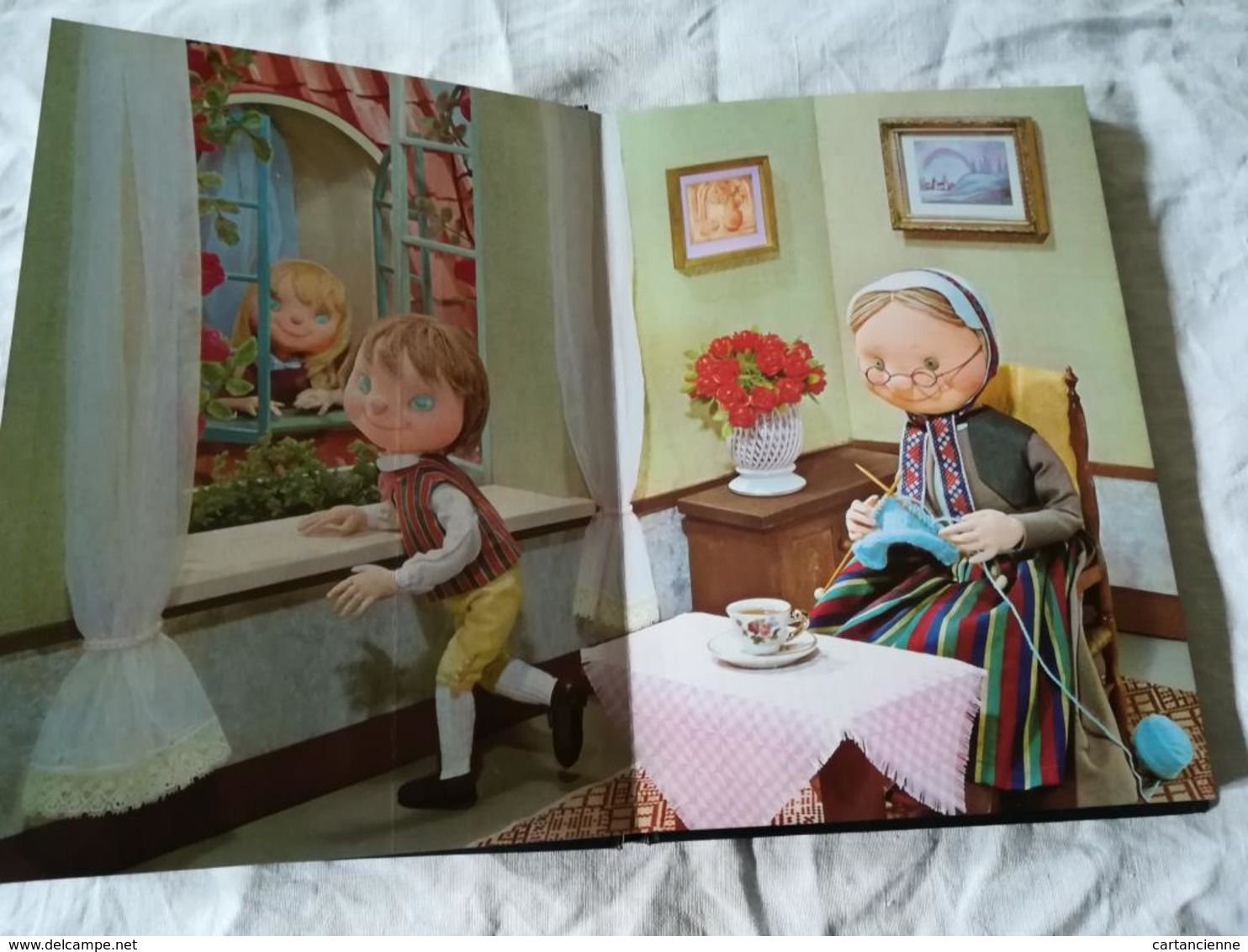 Livre Pour Enfant 'LA REINE DES NEIGES' - THE SNOW QUEEN - EN ANGLAIS - Editeur Golden Press - SHIBA Productions - Contes De Fées Et Fantastiques