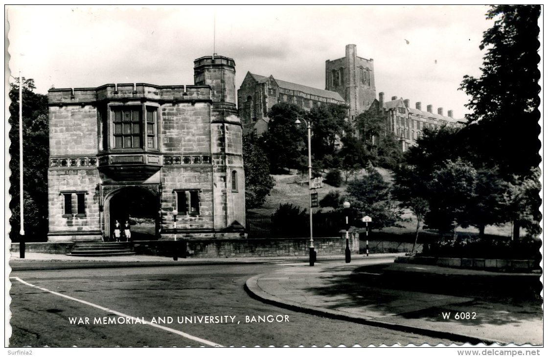 CAERNARFONSHIRE - BANGOR - WAR MEMORIAL AND UNIVERSITY RP Gwy213 - Caernarvonshire