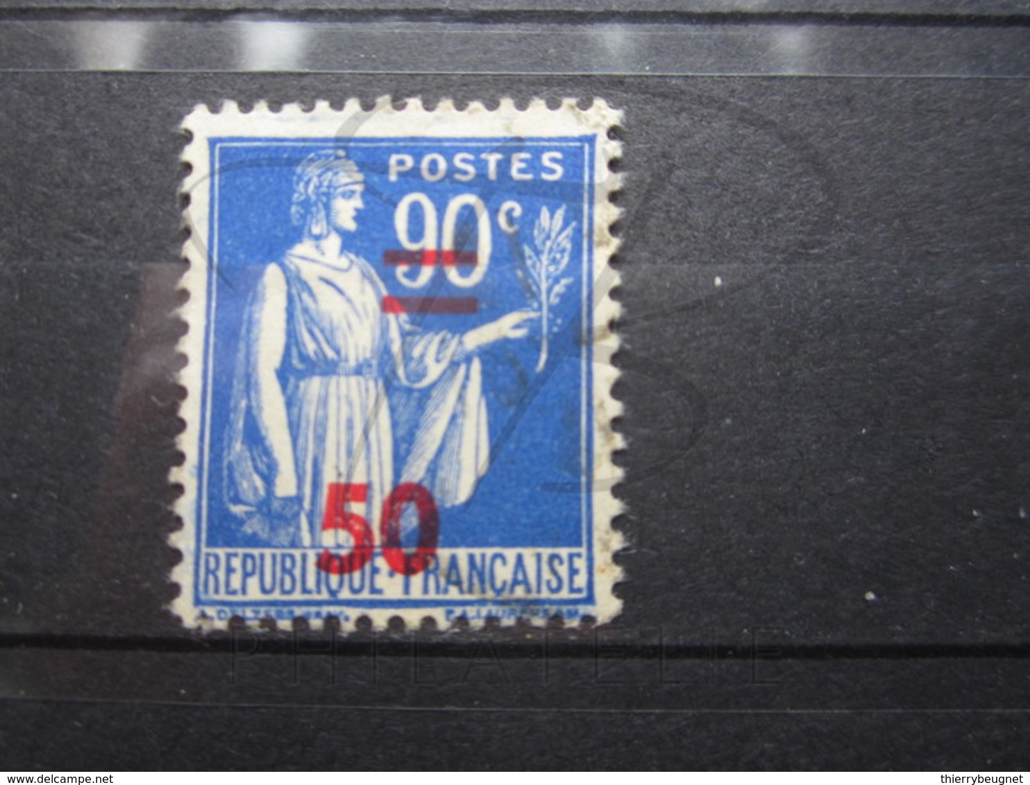 VEND BEAU TIMBRE DE FRANCE N° 482 , SURCHARGE DECALEE !!! (b) - Used Stamps